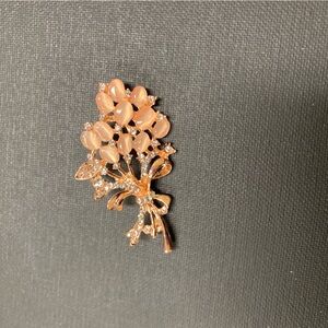 Elegant Peach Floral